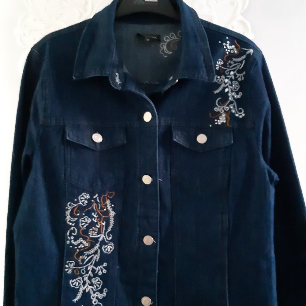 Jean  Jacket  size 11   Embroided